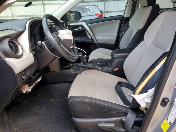 2017 TOYOTA RAV4 XLE