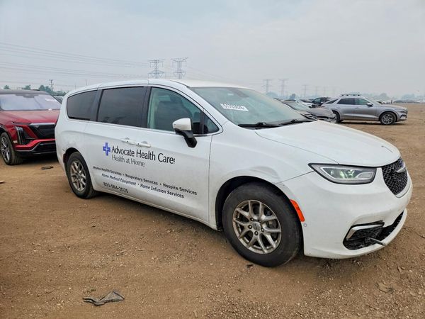 2023 CHRYSLER PACIFICA