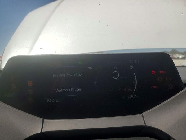 2024 TOYOTA PRIUS