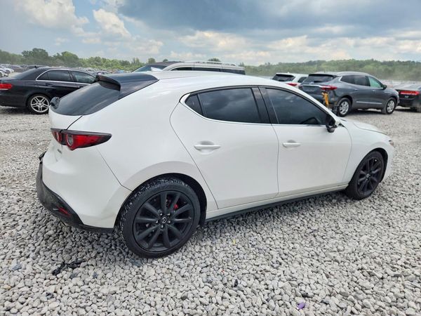 2022 MAZDA 3 Premium Package