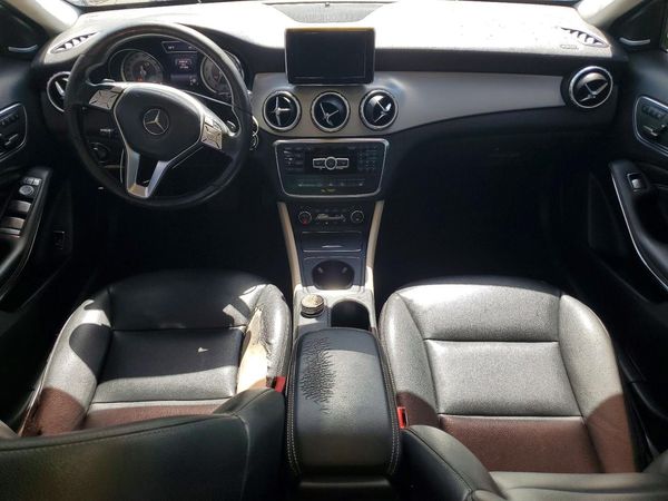 2015 MERCEDES-BENZ GLA GLA250
