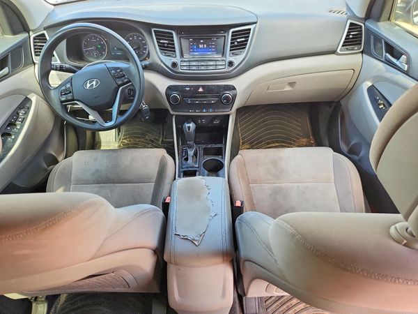 2016 HYUNDAI TUCSON