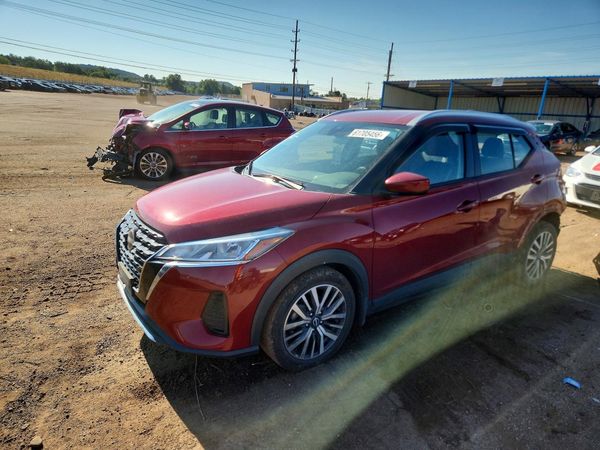 2022 NISSAN KICKS SV