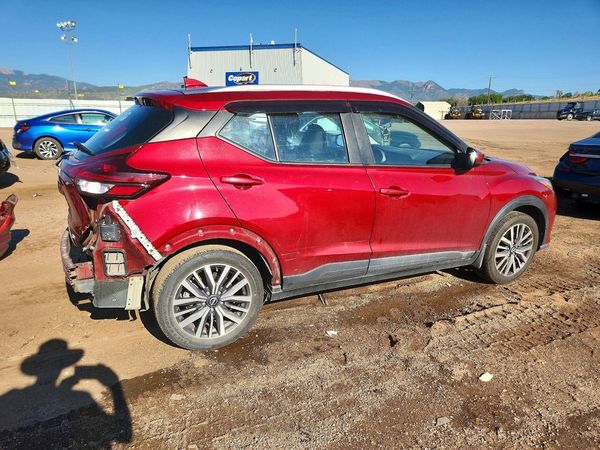 2022 NISSAN KICKS SV