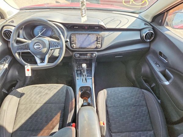2022 NISSAN KICKS SV