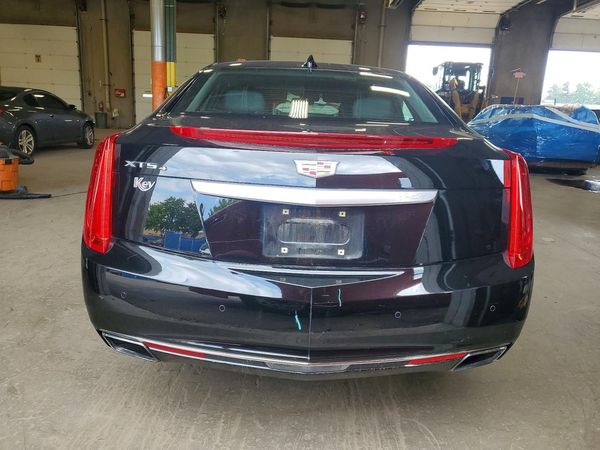2016 CADILLAC XTS Luxury