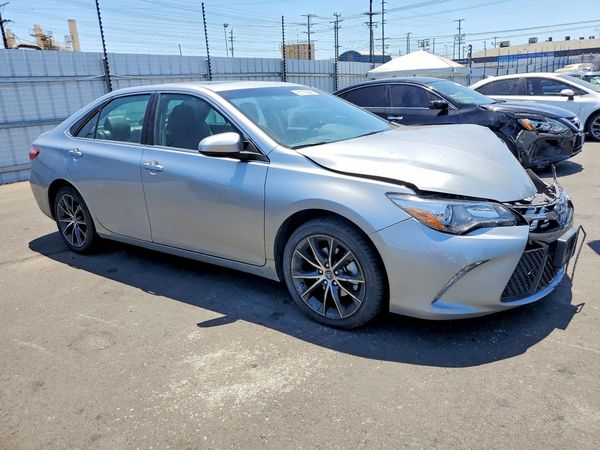 2017 TOYOTA CAMRY