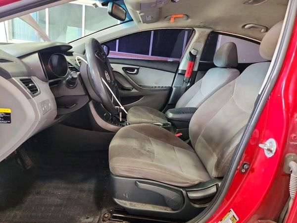 2016 HYUNDAI ELANTRA