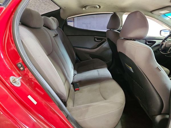 2016 HYUNDAI ELANTRA