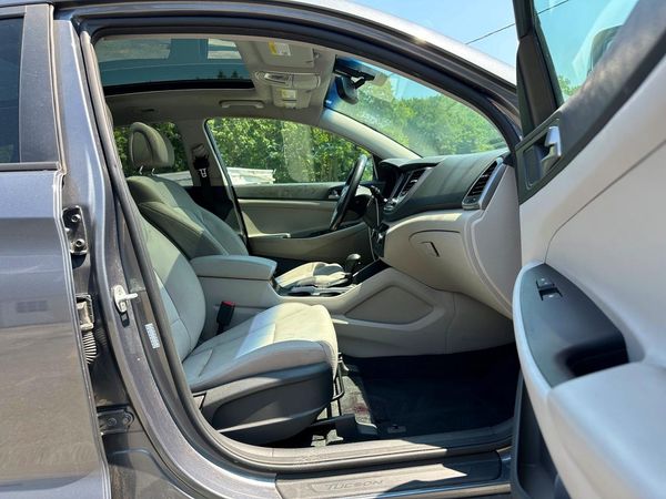 2018 HYUNDAI TUCSON