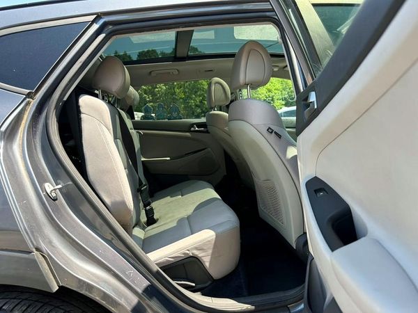 2018 HYUNDAI TUCSON