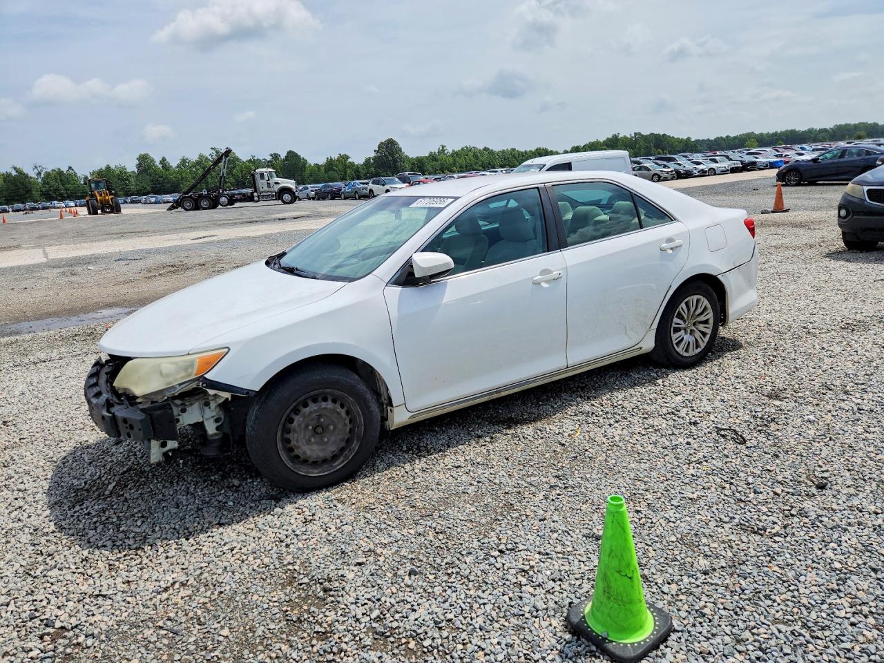 2014 TOYOTA CAMRY