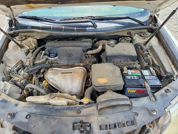 2014 TOYOTA CAMRY