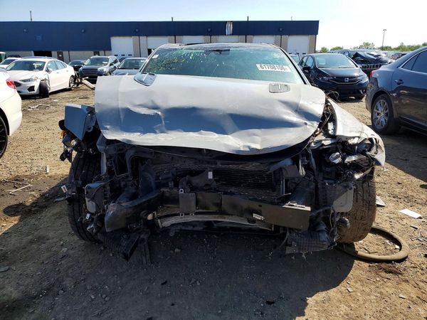 2019 KIA STINGER