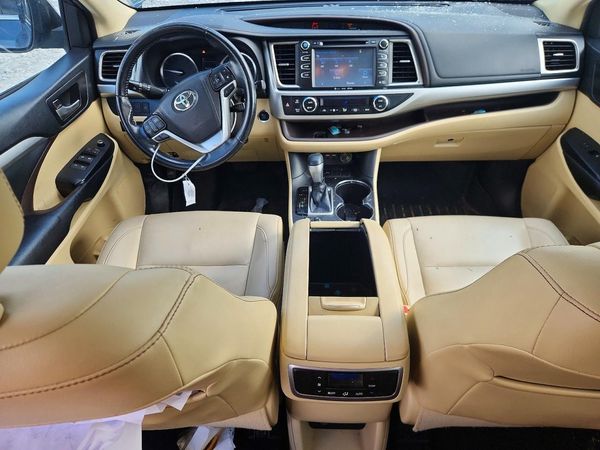 2019 TOYOTA HIGHLANDER SE/XLE