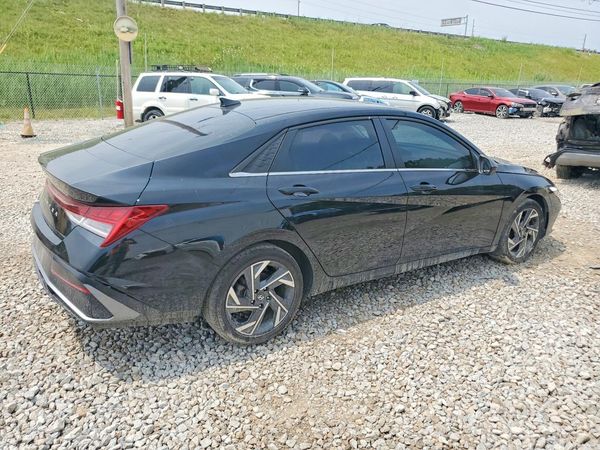 2025 HYUNDAI ELANTRA