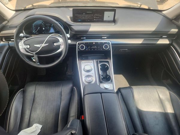 2023 GENESIS GV80