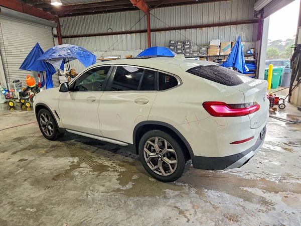 2022 BMW X4 xDrive30i