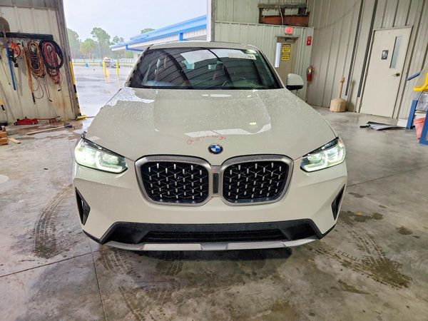 2022 BMW X4 xDrive30i