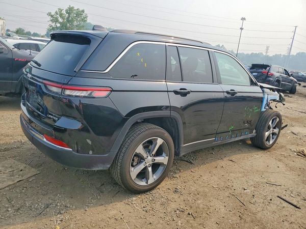 2025 JEEP GRAND CHEROKEE