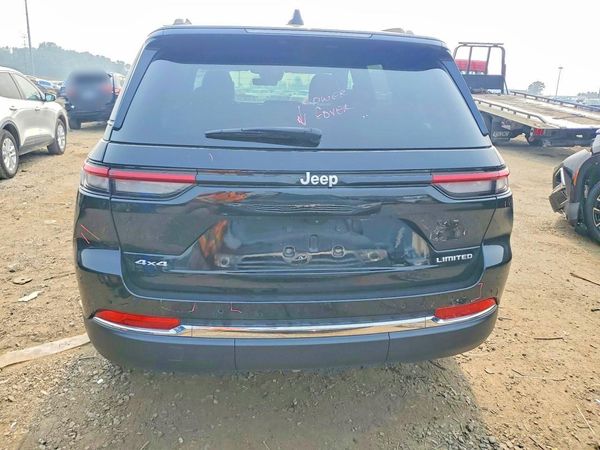 2025 JEEP GRAND CHEROKEE
