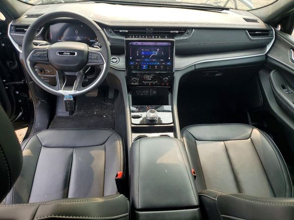 2025 JEEP GRAND CHEROKEE