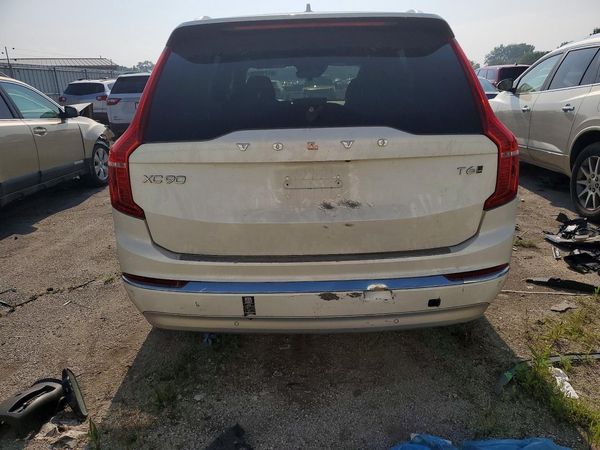 2022 VOLVO XC90 Inscription