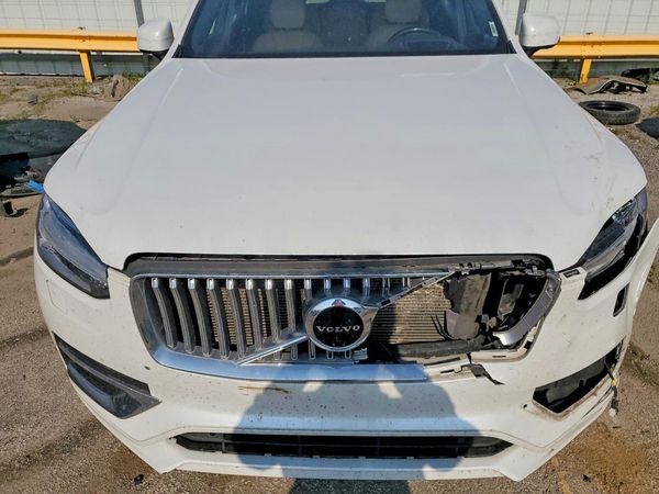 2022 VOLVO XC90 Inscription