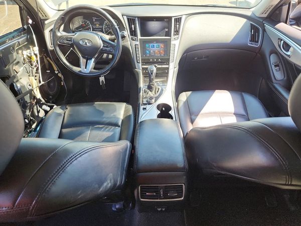 2021 INFINITI Q50 LUXE