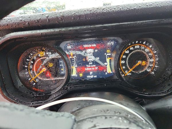 2025 JEEP WRANGLER