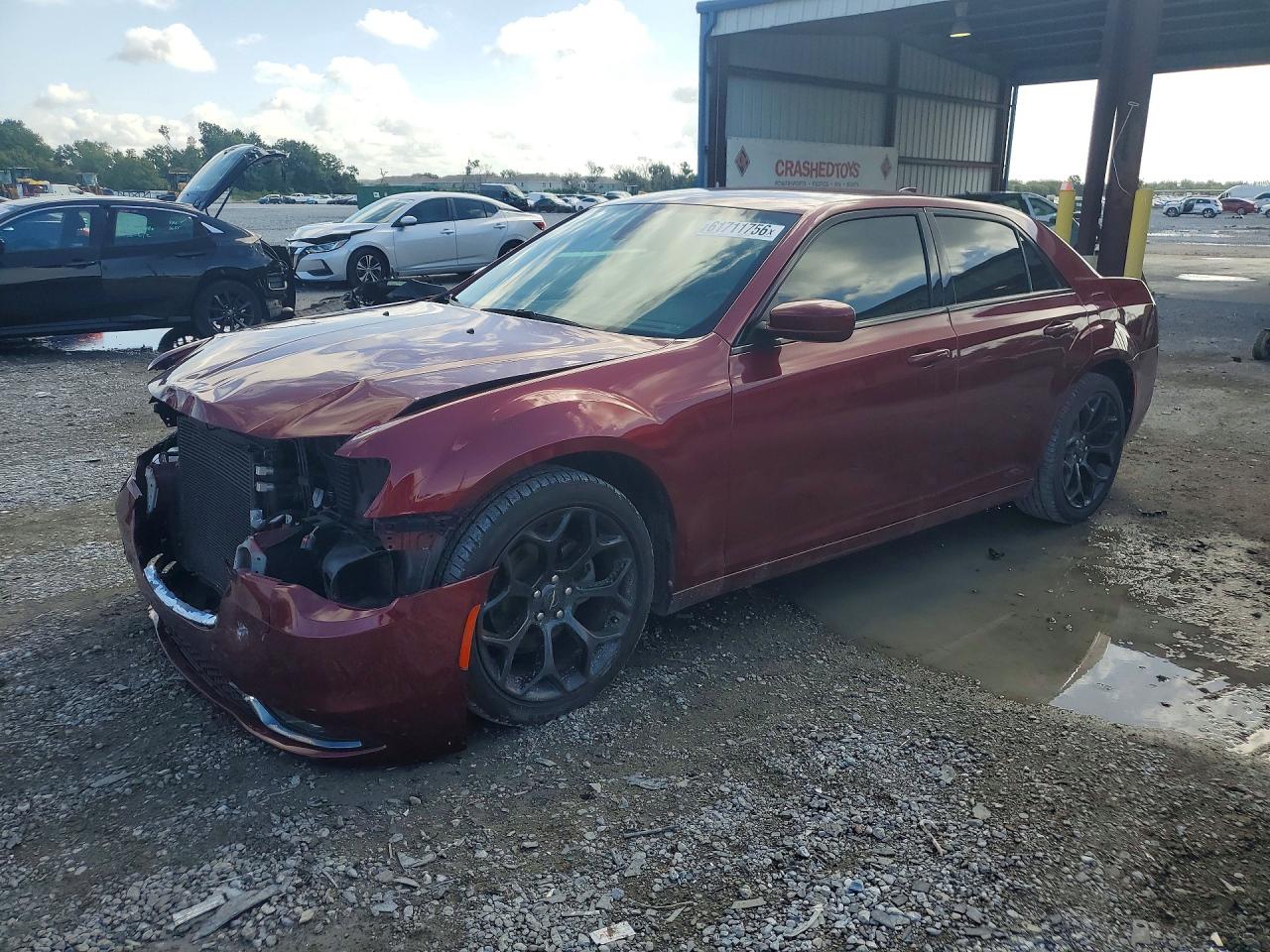 2019 CHRYSLER 300