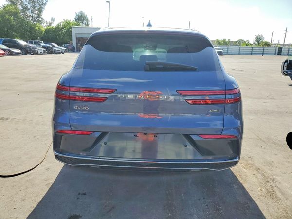 2026 GENESIS GV70