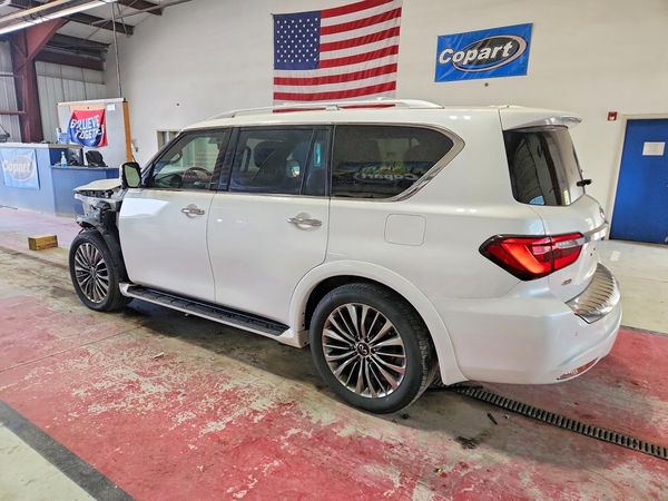 2021 INFINITI QX80 SV
