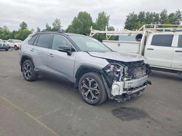 2025 TOYOTA RAV4 XSE Premium
