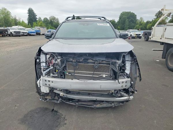 2025 TOYOTA RAV4 XSE Premium