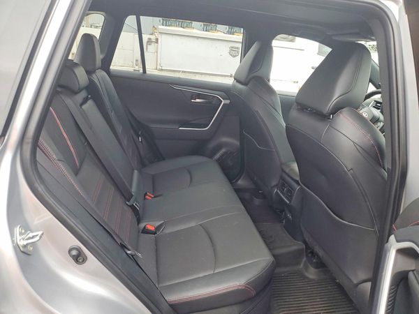 2025 TOYOTA RAV4 XSE Premium