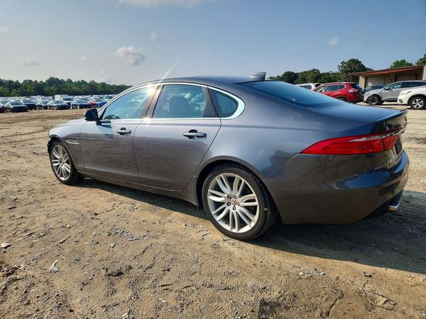 2017 JAGUAR XF Prestige