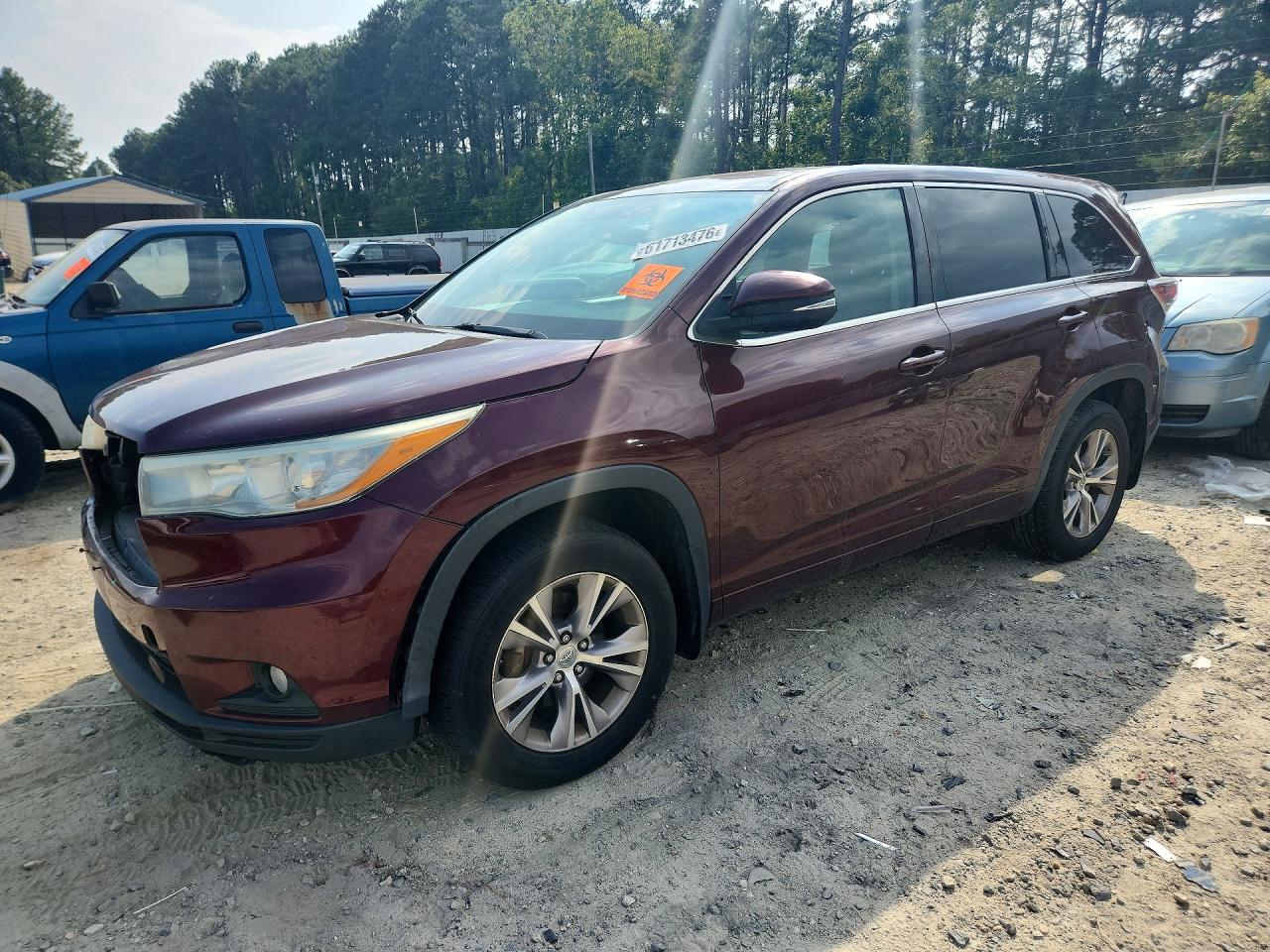 2015 TOYOTA HIGHLANDER
