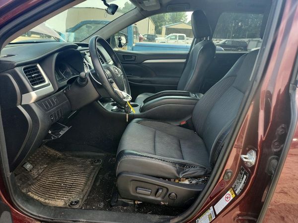 2015 TOYOTA HIGHLANDER