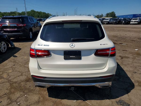 2018 MERCEDES-BENZ GLC GLC 300-4M