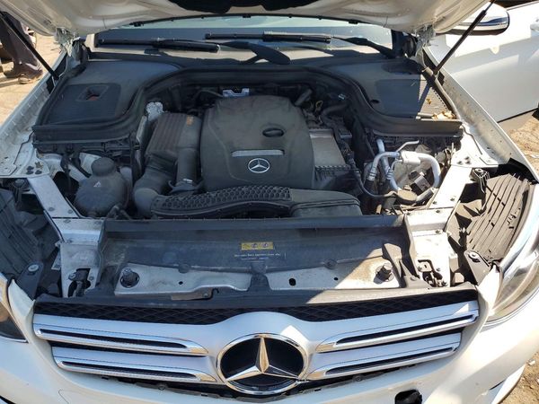 2018 MERCEDES-BENZ GLC GLC 300-4M