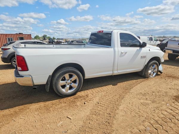 2018 RAM 1500 SLT