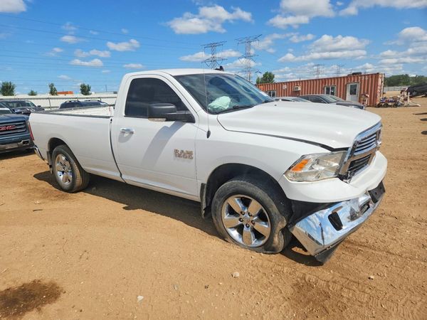 2018 RAM 1500 SLT