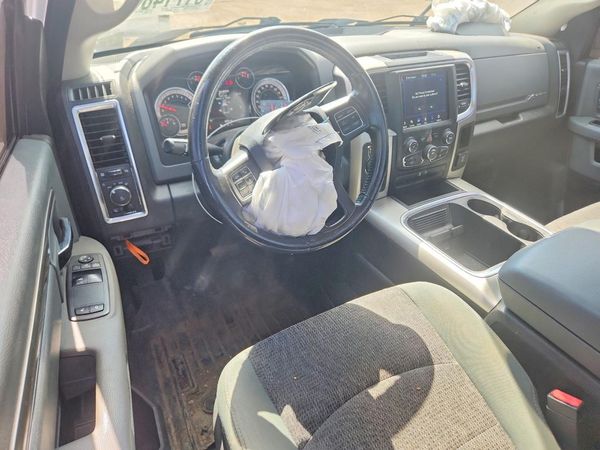 2018 RAM 1500 SLT