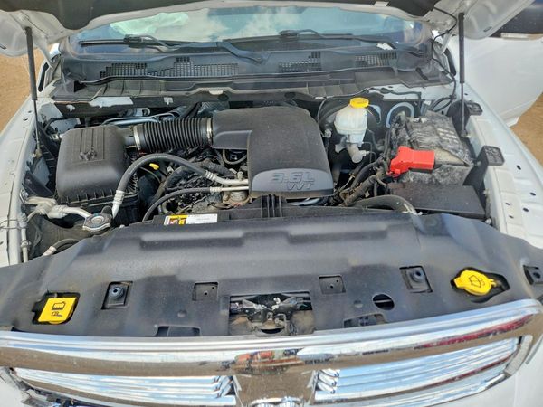 2018 RAM 1500 SLT
