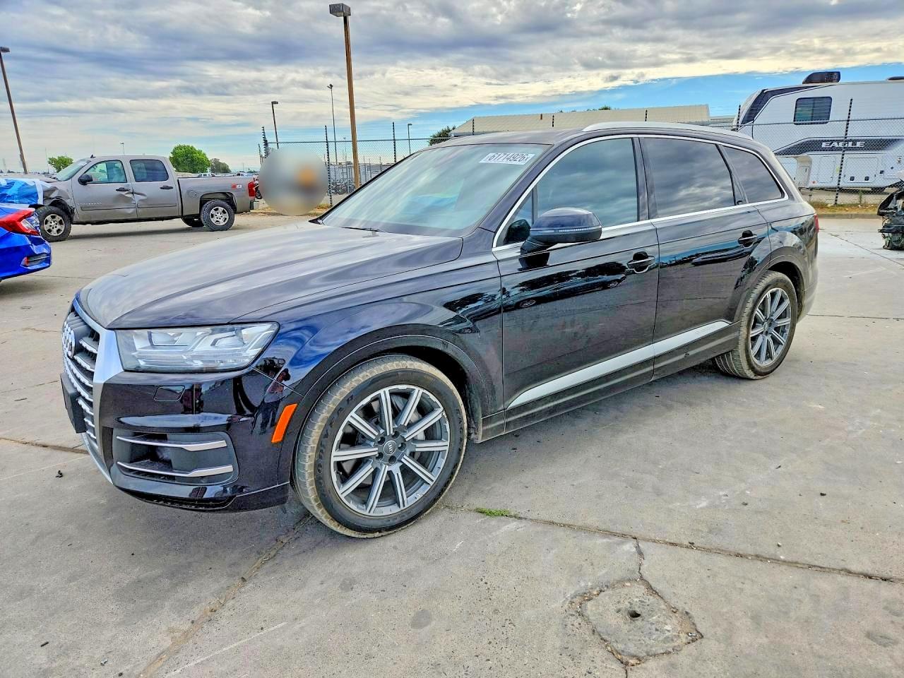 2017 AUDI Q7 quattro Prestige