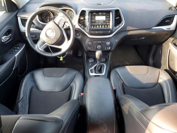 2018 JEEP CHEROKEE LATITUDE PLUS 4X4