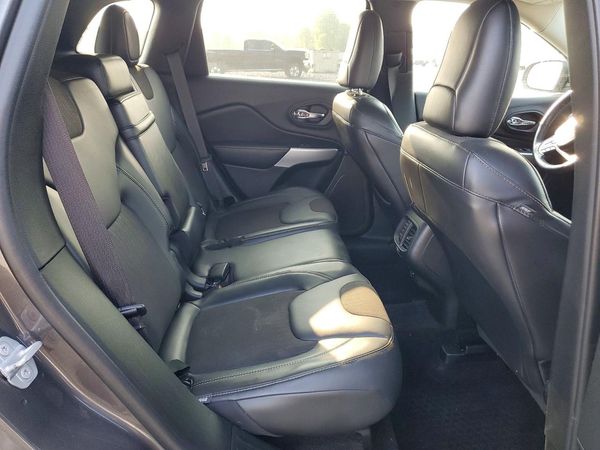 2018 JEEP CHEROKEE LATITUDE PLUS 4X4