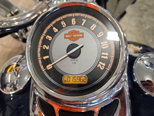 2012 HARLEY-DAVIDSON FLSTC