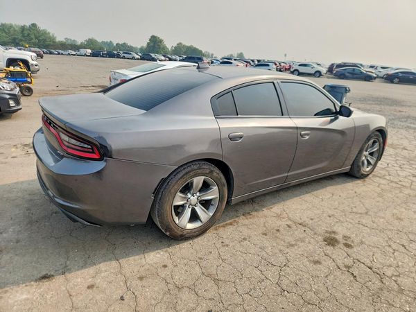 2016 DODGE CHARGER SXT